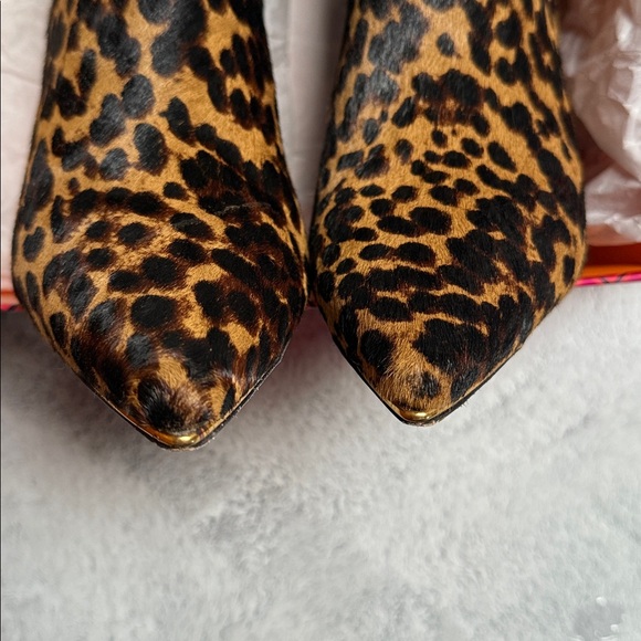 Tory Burch Lila Animal Print Ankle Booties Size 10 - Picture 6 of 15